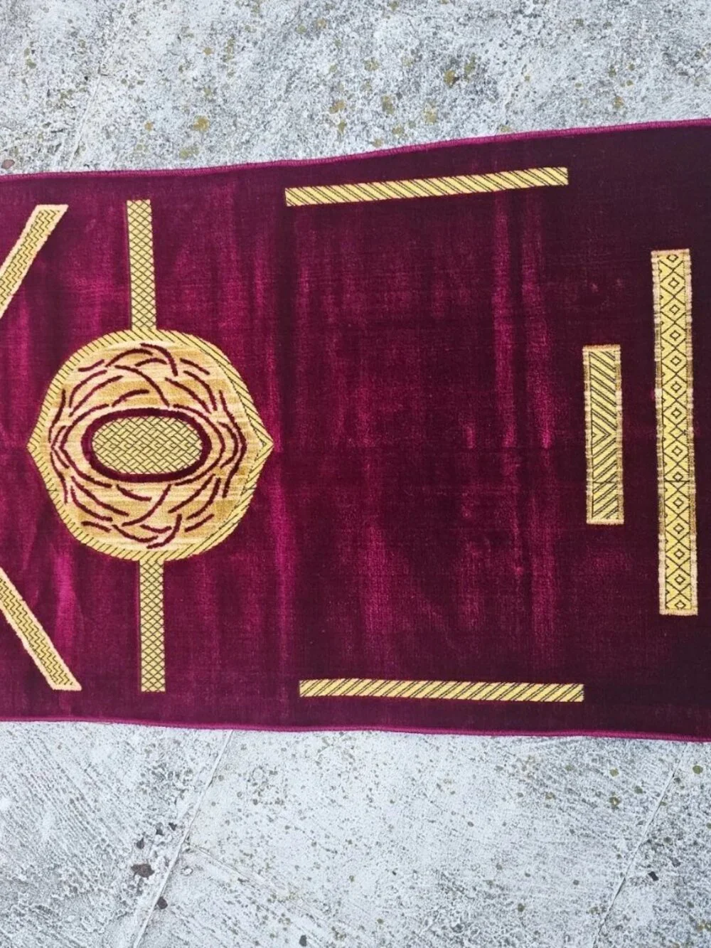 Prayer Rug Musalah Jai Namaz Burgundy Velvet Luxury Religious Islamic Rug - Picture 7 of 11